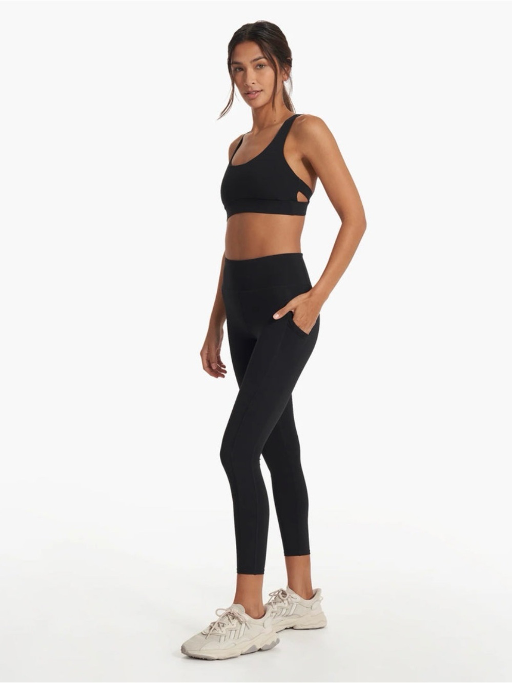 Vuori Black High-Rise Performance Leggings - NWOT - Picture 2 of 4